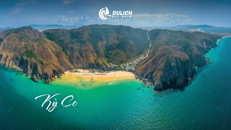 Kỳ Co nước xanh, chèo SUP ngắm biển cực đẹp