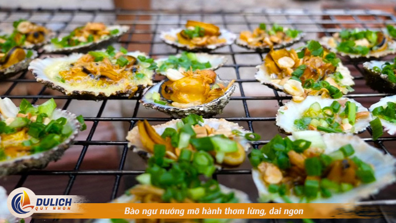 Bào ngư nướng mỡ hành thơm lừng, dai ngom 