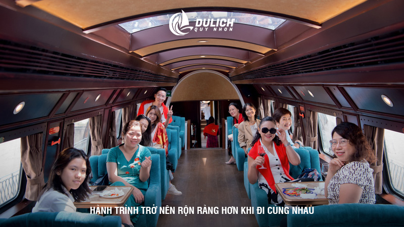 Hành trình trở nên rộn ràng hơn khi đi cùng nhau