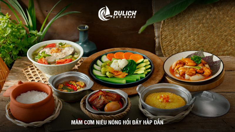Mâm cơm niêu nóng hổi đầy hấp dẫn