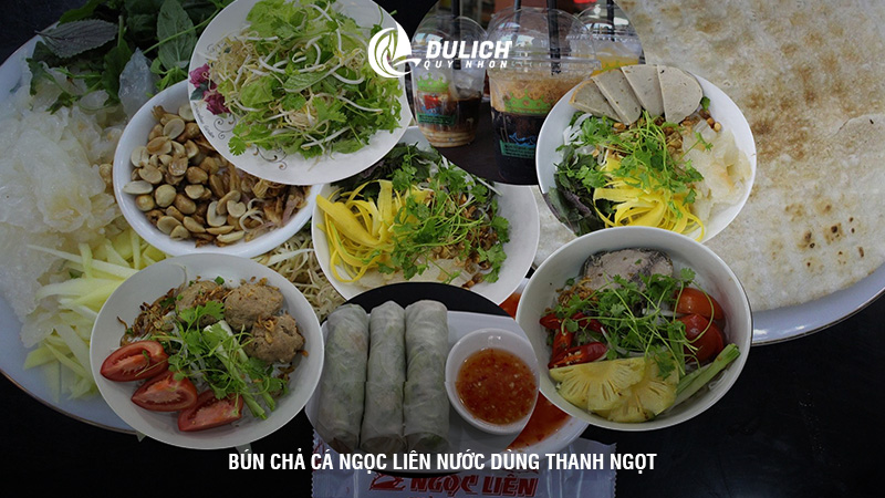 Bún chả cá Ngọc Liên nước dùng thanh ngọt