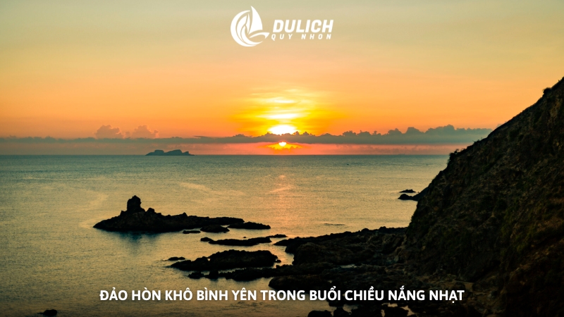 Đảo Hòn Khô bình yên trong buổi chiều nắng nhạt