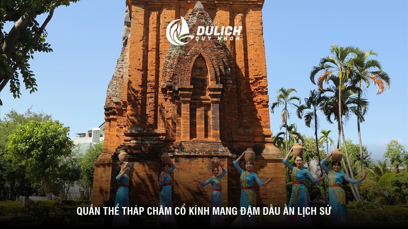 Quần thể tháp Chăm cổ kính mang đậm dấu ấn lịch sử