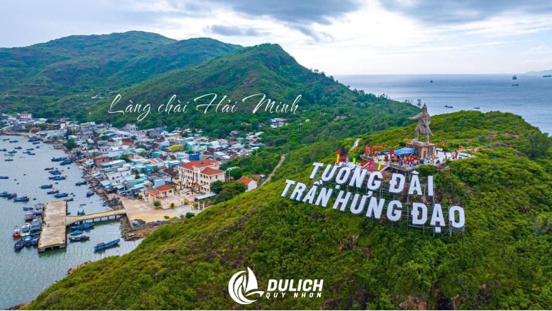 Vẻ đẹp yên bình của làng chài cổ