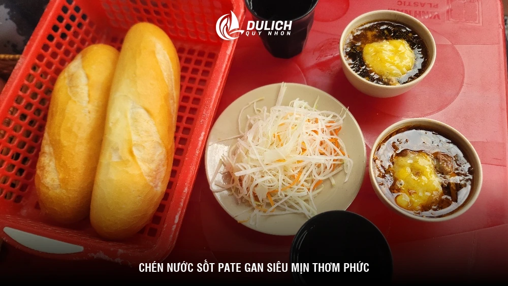 Chén nước sốt pate gan siêu mịn thơm phức