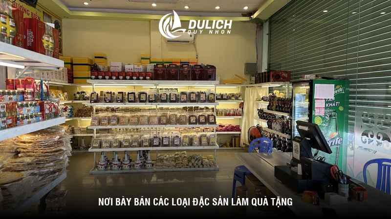 Nơi bày bán các loại đặc sản làm quà tặng
